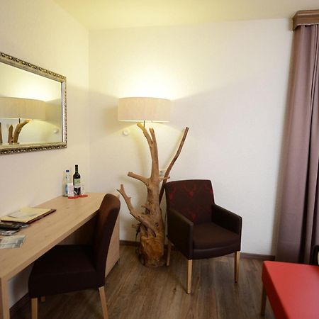 Land-Gut Hotel Zum Loewen Garni Marktheidenfeld Phòng bức ảnh